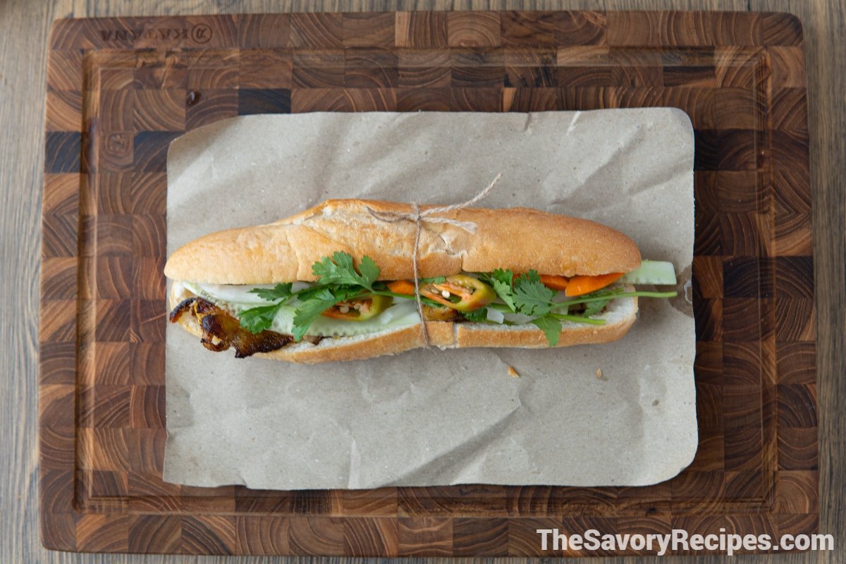 Vietnamese Grilled chicken bread